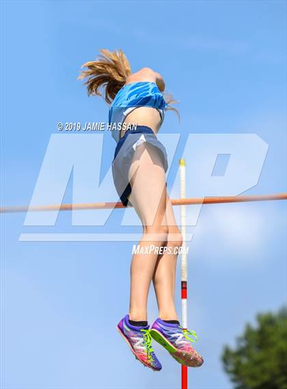 Thumbnail 2 in SCHSL AAAAA State Qualifier (Girls Field Events) photogallery.
