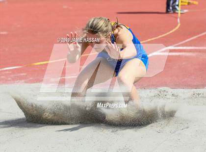 Thumbnail 3 in SCHSL AAAAA State Qualifier (Girls Field Events) photogallery.
