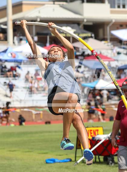 Thumbnail 3 in SCHSL AAAAA State Qualifier (Girls Field Events) photogallery.