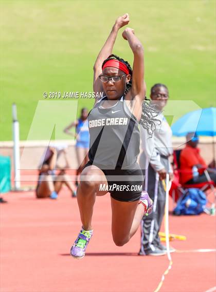 Thumbnail 1 in SCHSL AAAAA State Qualifier (Girls Field Events) photogallery.
