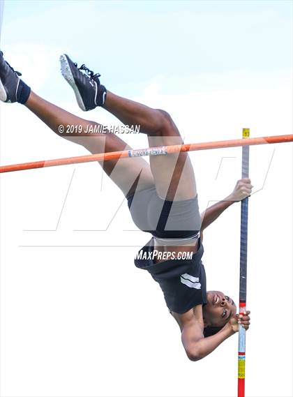 Thumbnail 3 in SCHSL AAAAA State Qualifier (Girls Field Events) photogallery.