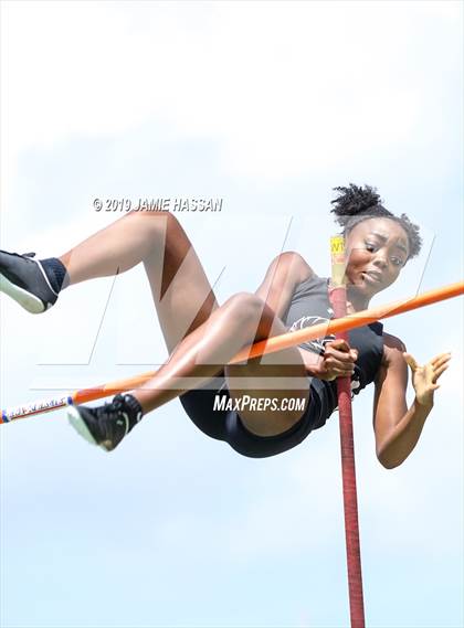 Thumbnail 2 in SCHSL AAAAA State Qualifier (Girls Field Events) photogallery.