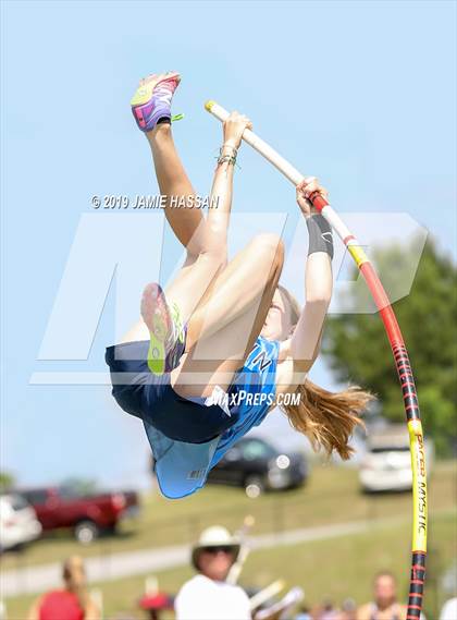 Thumbnail 1 in SCHSL AAAAA State Qualifier (Girls Field Events) photogallery.