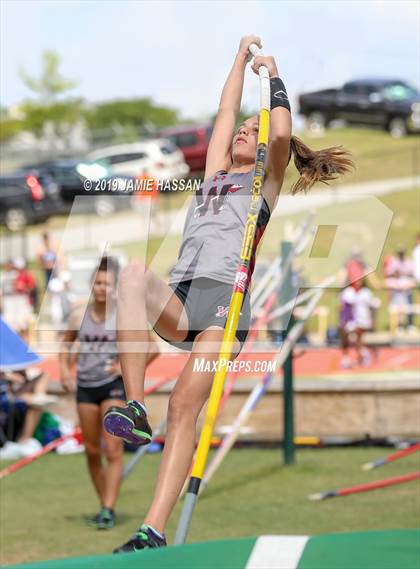 Thumbnail 3 in SCHSL AAAAA State Qualifier (Girls Field Events) photogallery.