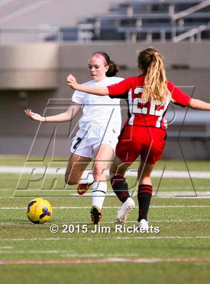 Thumbnail 2 in Argyle vs Kennedale (UIL 4A Area Playoff) photogallery.