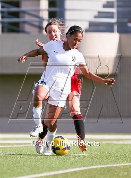 Thumbnail 2 in Argyle vs Kennedale (UIL 4A Area Playoff) photogallery.