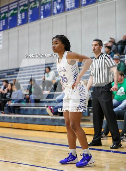 Thumbnail 2 in Grain Valley vs. Lincoln College Prep (MSHSAA Class 4 Quarterfinal) photogallery.