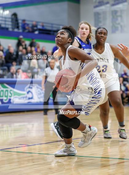 Thumbnail 2 in Grain Valley vs. Lincoln College Prep (MSHSAA Class 4 Quarterfinal) photogallery.