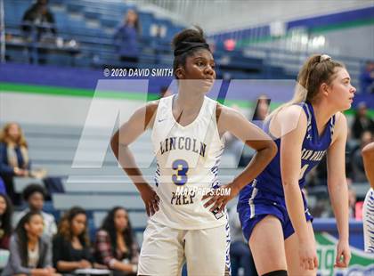 Thumbnail 3 in Grain Valley vs. Lincoln College Prep (MSHSAA Class 4 Quarterfinal) photogallery.