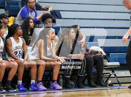 Thumbnail 3 in Grain Valley vs. Lincoln College Prep (MSHSAA Class 4 Quarterfinal) photogallery.