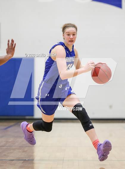 Thumbnail 1 in Grain Valley vs. Lincoln College Prep (MSHSAA Class 4 Quarterfinal) photogallery.