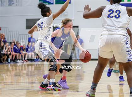 Thumbnail 3 in Grain Valley vs. Lincoln College Prep (MSHSAA Class 4 Quarterfinal) photogallery.