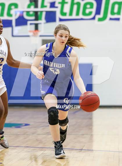 Thumbnail 1 in Grain Valley vs. Lincoln College Prep (MSHSAA Class 4 Quarterfinal) photogallery.