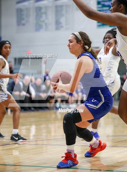 Thumbnail 2 in Grain Valley vs. Lincoln College Prep (MSHSAA Class 4 Quarterfinal) photogallery.