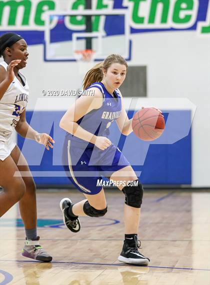 Thumbnail 3 in Grain Valley vs. Lincoln College Prep (MSHSAA Class 4 Quarterfinal) photogallery.
