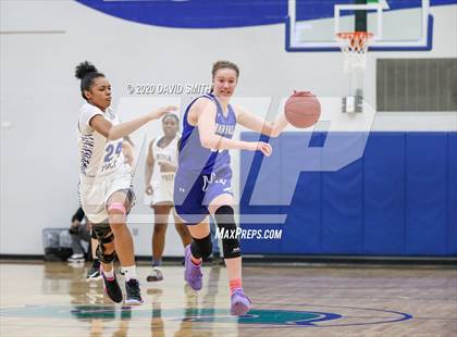 Thumbnail 3 in Grain Valley vs. Lincoln College Prep (MSHSAA Class 4 Quarterfinal) photogallery.