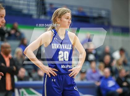 Thumbnail 3 in Grain Valley vs. Lincoln College Prep (MSHSAA Class 4 Quarterfinal) photogallery.