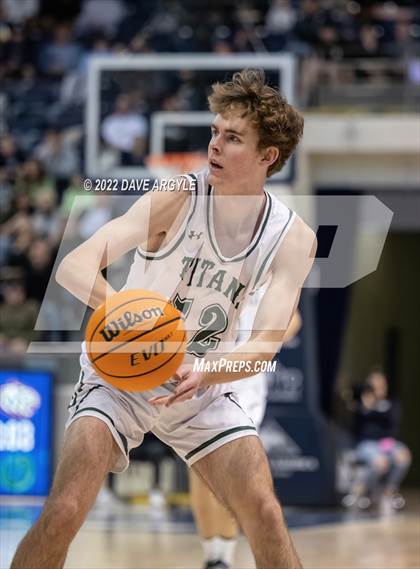 Thumbnail 2 in Olympus vs. Woods Cross (UHSAA 5A Final) photogallery.
