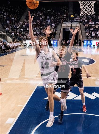 Thumbnail 3 in Olympus vs. Woods Cross (UHSAA 5A Final) photogallery.