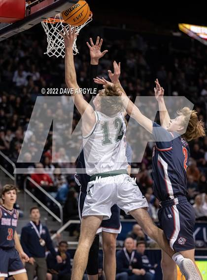 Thumbnail 3 in Olympus vs. Woods Cross (UHSAA 5A Final) photogallery.