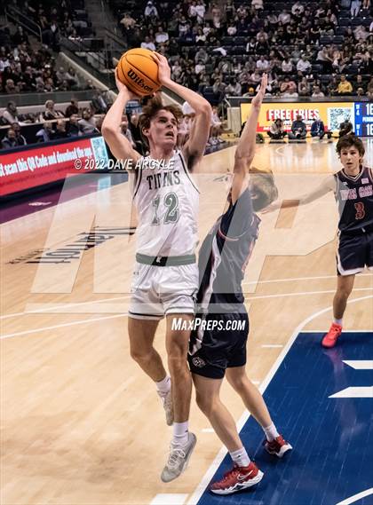 Thumbnail 3 in Olympus vs. Woods Cross (UHSAA 5A Final) photogallery.