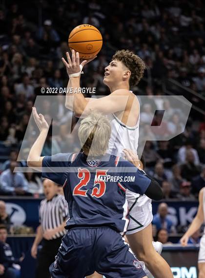 Thumbnail 1 in Olympus vs. Woods Cross (UHSAA 5A Final) photogallery.