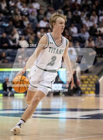 Thumbnail 2 in Olympus vs. Woods Cross (UHSAA 5A Final) photogallery.