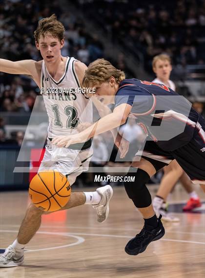 Thumbnail 3 in Olympus vs. Woods Cross (UHSAA 5A Final) photogallery.