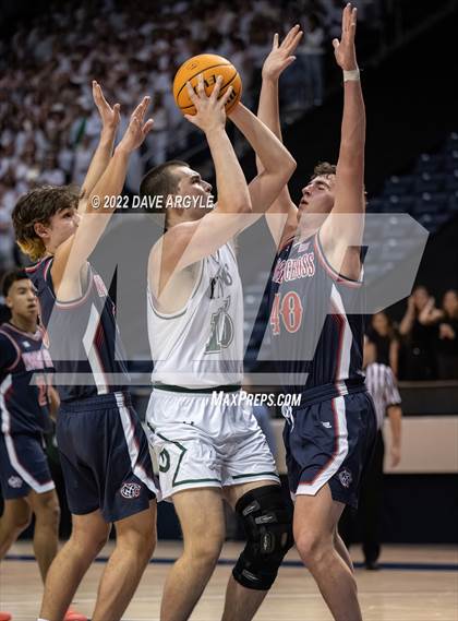Thumbnail 2 in Olympus vs. Woods Cross (UHSAA 5A Final) photogallery.