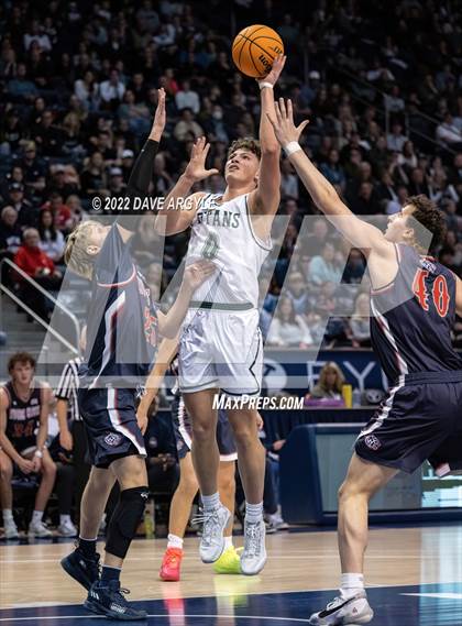 Thumbnail 1 in Olympus vs. Woods Cross (UHSAA 5A Final) photogallery.