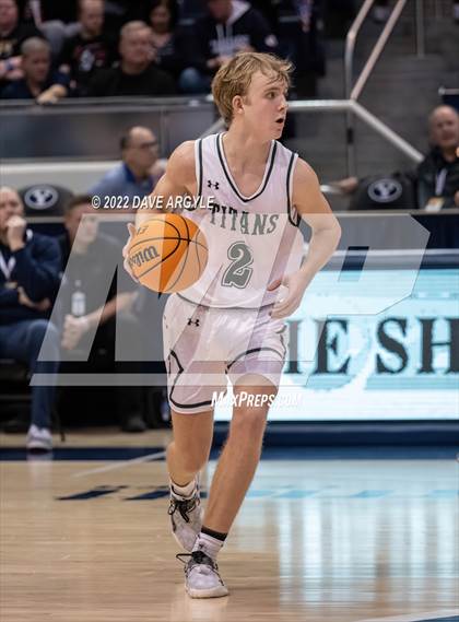 Thumbnail 3 in Olympus vs. Woods Cross (UHSAA 5A Final) photogallery.