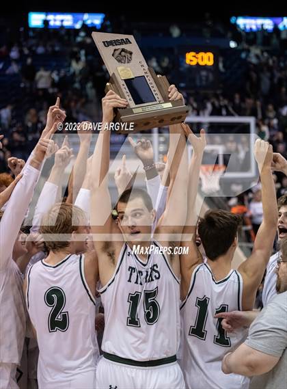 Thumbnail 1 in Olympus vs. Woods Cross (UHSAA 5A Final) photogallery.