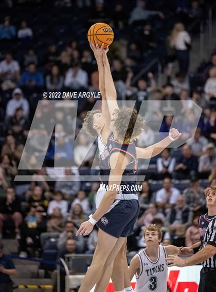 Thumbnail 3 in Olympus vs. Woods Cross (UHSAA 5A Final) photogallery.