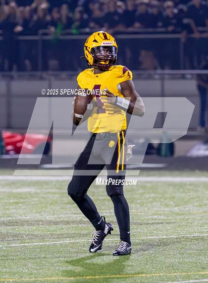 Thumbnail 1 in Myers Park @ West Charlotte (NCHSAA 8A Round 3) photogallery.