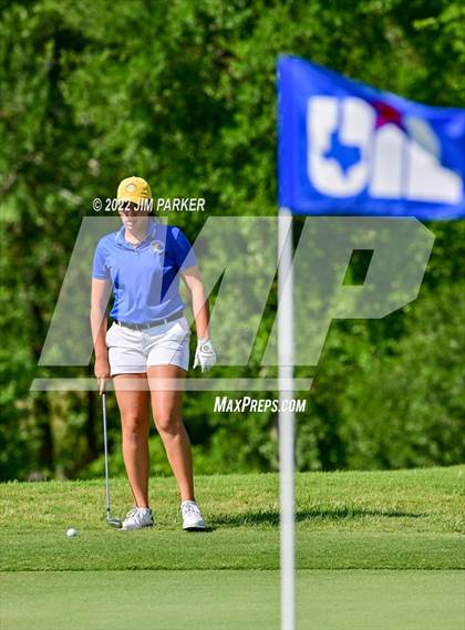 Thumbnail 1 in UIL 5A State Championship photogallery.