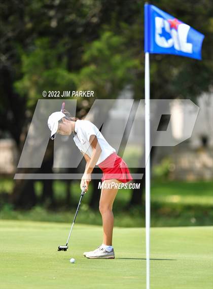Thumbnail 3 in UIL 5A State Championship photogallery.