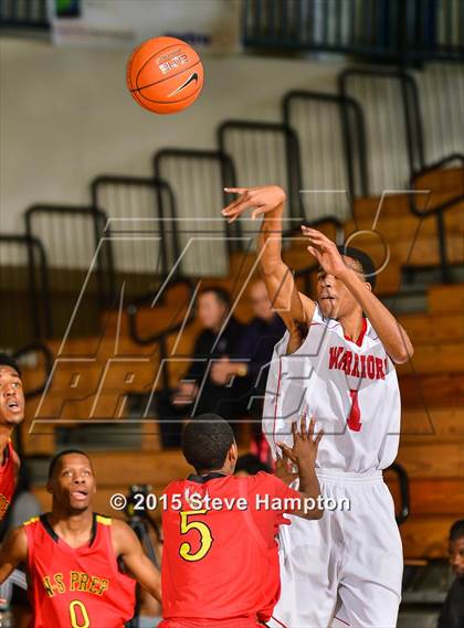 Thumbnail 2 in Jenkins vs. Winston-Salem Prep (Hilton Invitational) photogallery.