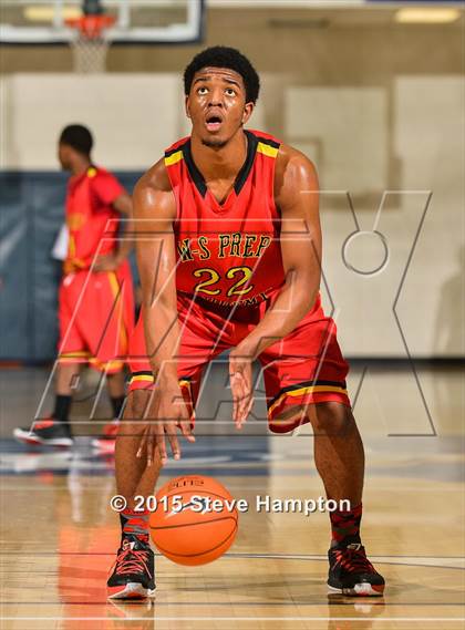 Thumbnail 2 in Jenkins vs. Winston-Salem Prep (Hilton Invitational) photogallery.
