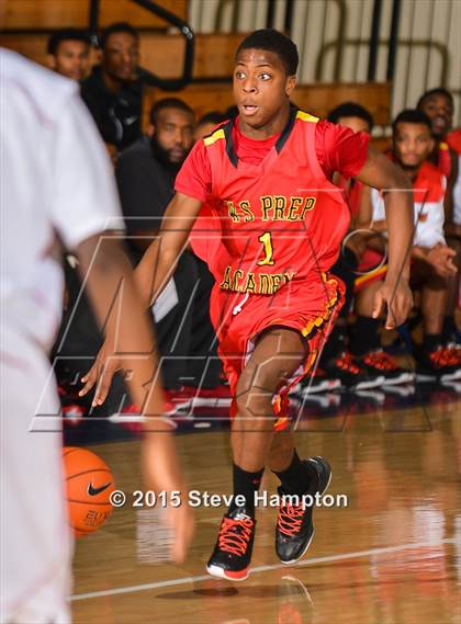 Thumbnail 3 in Jenkins vs. Winston-Salem Prep (Hilton Invitational) photogallery.
