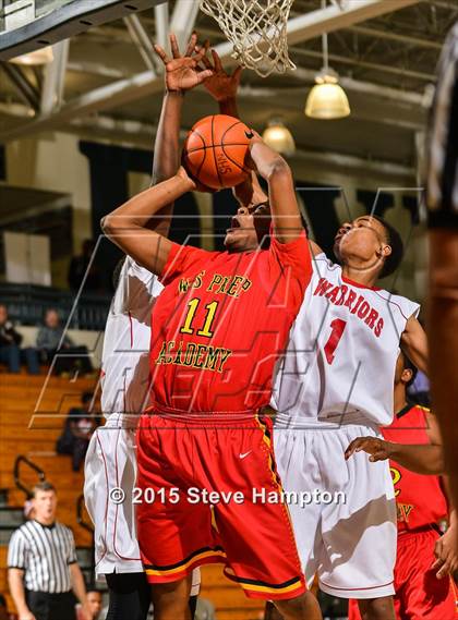 Thumbnail 2 in Jenkins vs. Winston-Salem Prep (Hilton Invitational) photogallery.