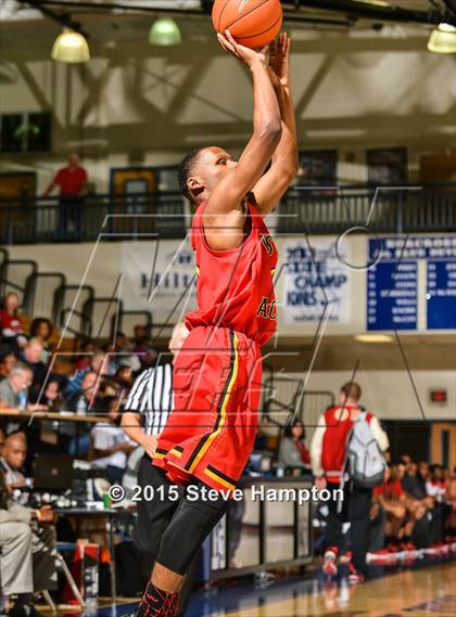 Thumbnail 3 in Jenkins vs. Winston-Salem Prep (Hilton Invitational) photogallery.
