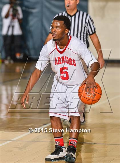 Thumbnail 3 in Jenkins vs. Winston-Salem Prep (Hilton Invitational) photogallery.