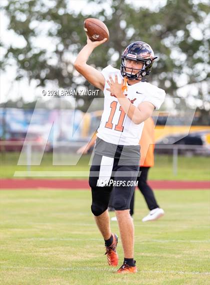 Thumbnail 2 in Seminole Seminoles vs. Jones Fightin' Tigers (Kickoff Classic) photogallery.