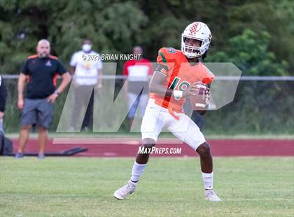 Thumbnail 1 in Seminole Seminoles vs. Jones Fightin' Tigers (Kickoff Classic) photogallery.