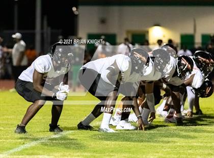 Thumbnail 1 in Seminole Seminoles vs. Jones Fightin' Tigers (Kickoff Classic) photogallery.