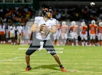 Thumbnail 2 in Seminole Seminoles vs. Jones Fightin' Tigers (Kickoff Classic) photogallery.