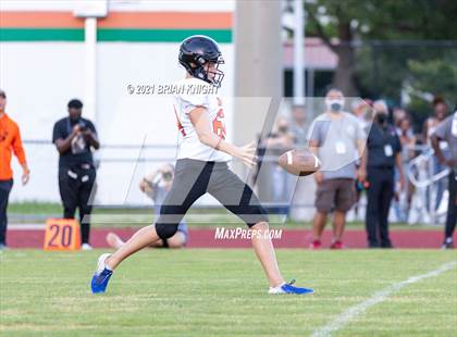 Thumbnail 3 in Seminole Seminoles vs. Jones Fightin' Tigers (Kickoff Classic) photogallery.