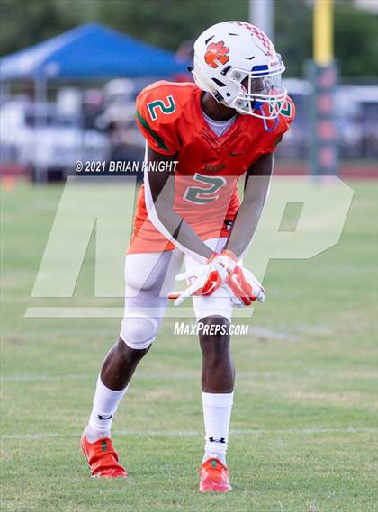 Thumbnail 3 in Seminole Seminoles vs. Jones Fightin' Tigers (Kickoff Classic) photogallery.