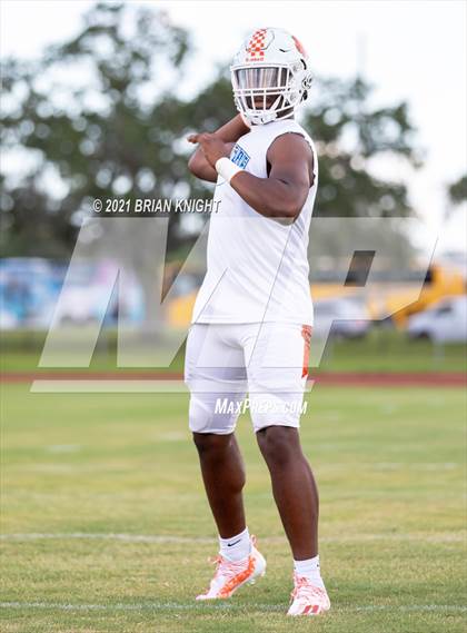 Thumbnail 1 in Seminole Seminoles vs. Jones Fightin' Tigers (Kickoff Classic) photogallery.
