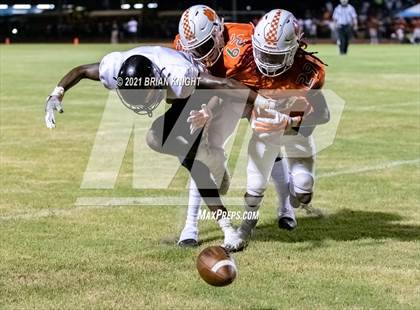 Thumbnail 3 in Seminole Seminoles vs. Jones Fightin' Tigers (Kickoff Classic) photogallery.